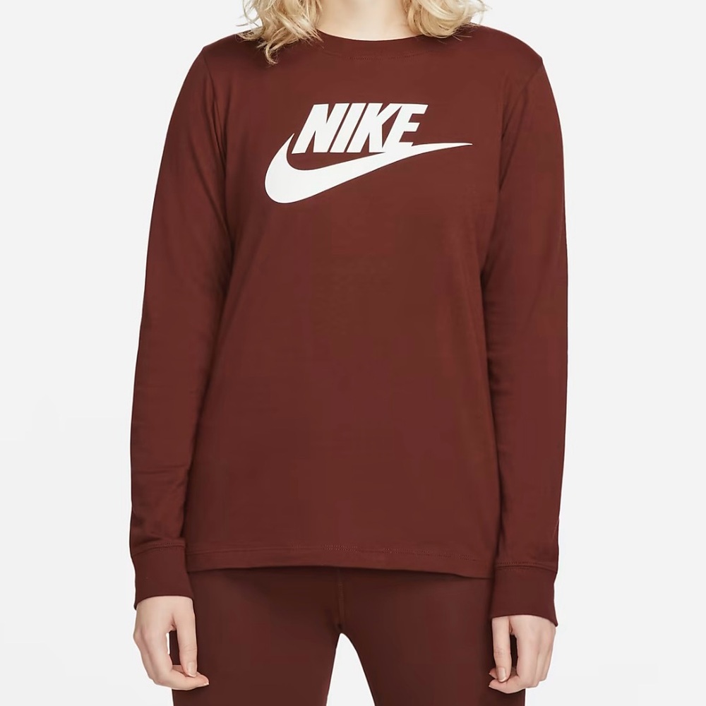 Nike Maroon Long Sleeve Tee